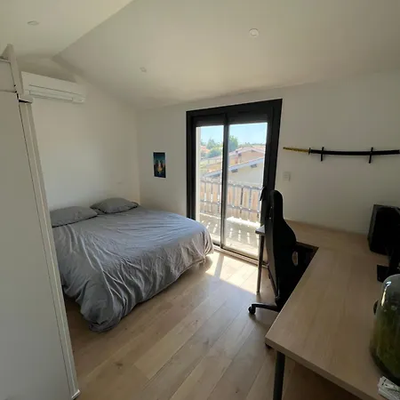 Maison De A Bordeaux * Le Haillan