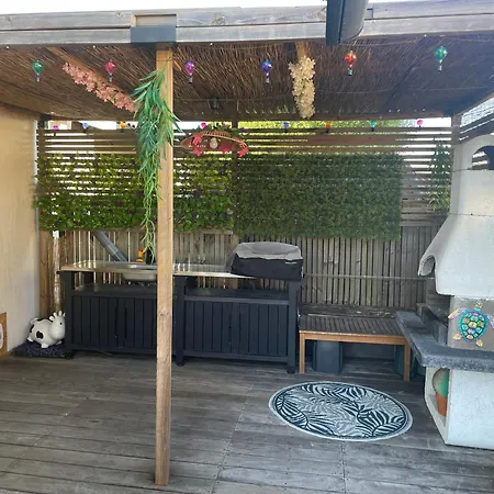 Maison De A Bordeaux Holiday home Le Haillan